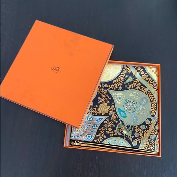 COPY - Hermes Silk Scarf - Picture 1 of 8